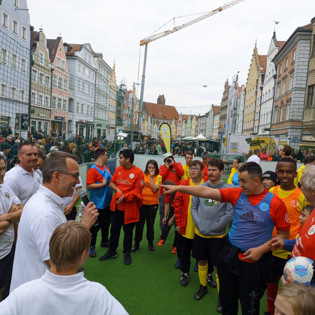 4_BBB1516_Spendenübergabe